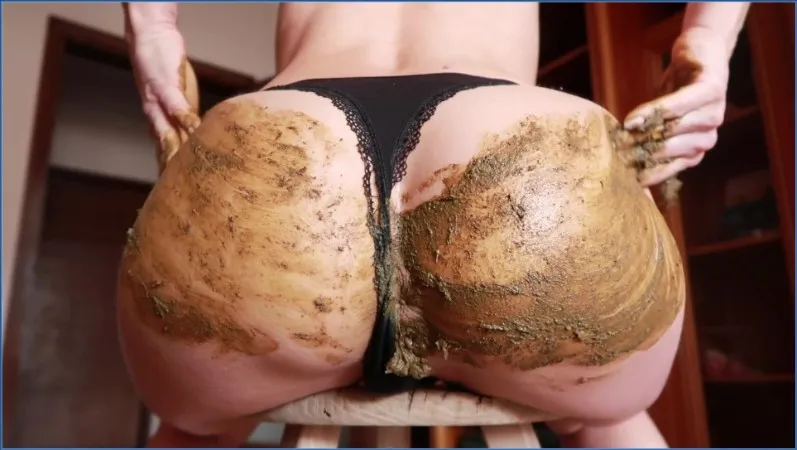 Sabrina Dacos i jej pomidorowe świństwo - wideo scat na GownoHub