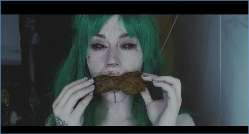 SweetBettyParlour świętuje mroczne hobby scatowe w klimacie dark-wave - wideo scat na GownoHub