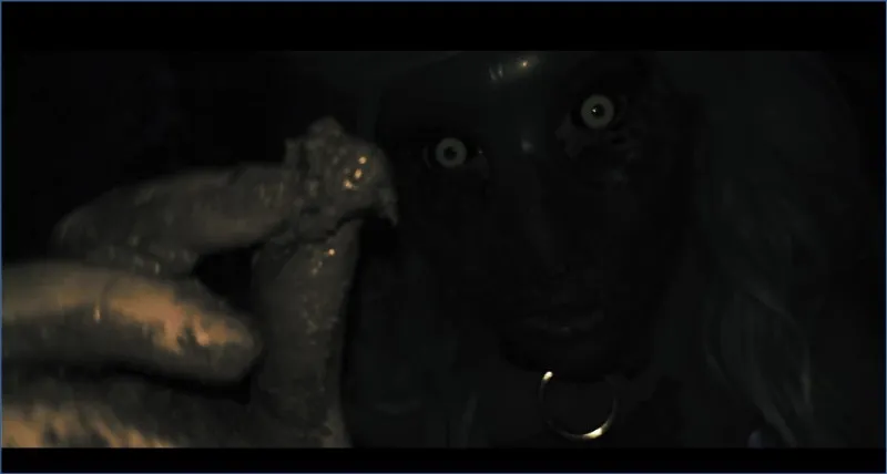Betty Parlour robi brudnego reczna robote jako scatowy ork - wideo scat na GownoHub
