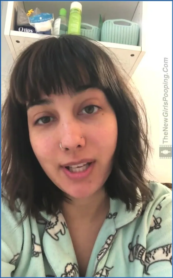 EFRO Sabrina Defecates and Smears Feces in POV porn - wideo scat na GownoHub